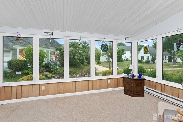 136 Plymouth Lane, Monroe, NJ 08831
