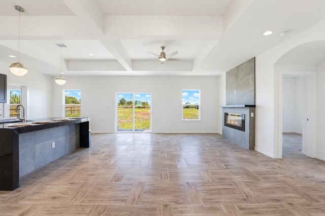 201 El Rey DR, Kyle, TX 78640