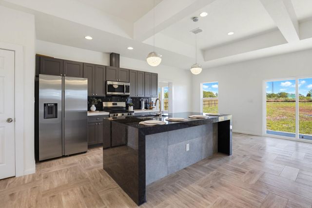201 El Rey DR, Kyle, TX 78640