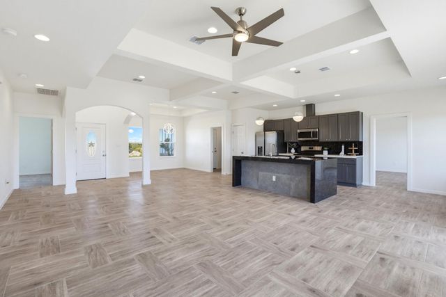 201 El Rey DR, Kyle, TX 78640