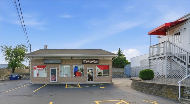 620 Killingly Street, Johnston, RI 02919