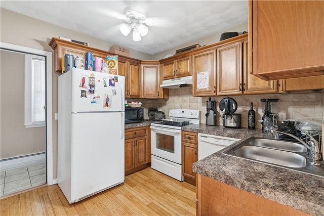 620 Killingly Street, Johnston, RI 02919