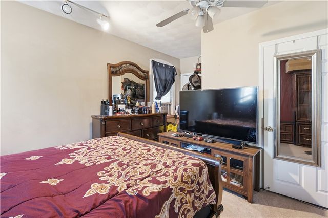 620 Killingly Street, Johnston, RI 02919
