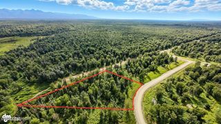 9541 E Hatcher Landing Avenue, Palmer, AK 99645