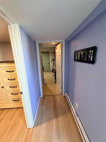67 Rosewood Road, Kings Park, NY 11754
