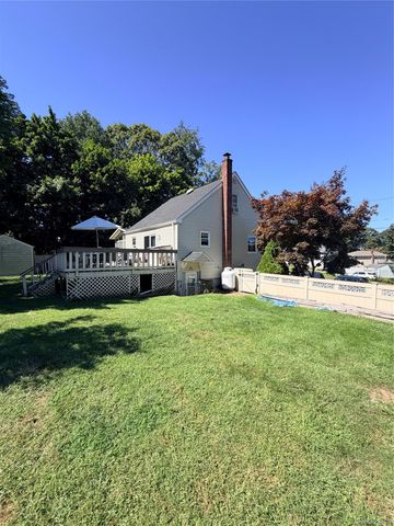 67 Rosewood Road, Kings Park, NY 11754
