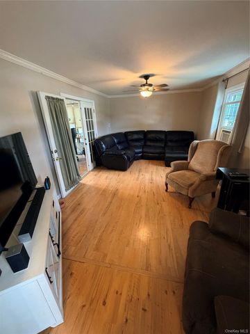 67 Rosewood Road, Kings Park, NY 11754