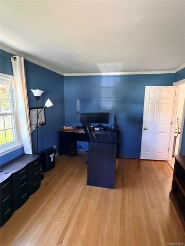 67 Rosewood Road, Kings Park, NY 11754