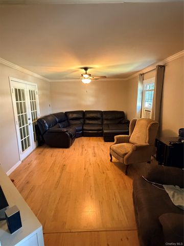 67 Rosewood Road, Kings Park, NY 11754