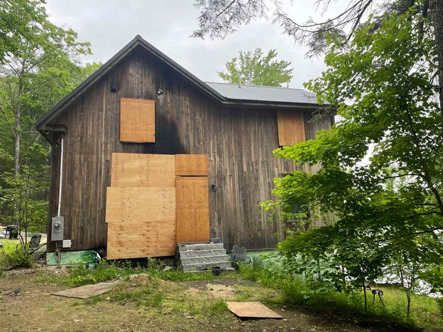 208 Flower Drive, Barrington, NH 03825