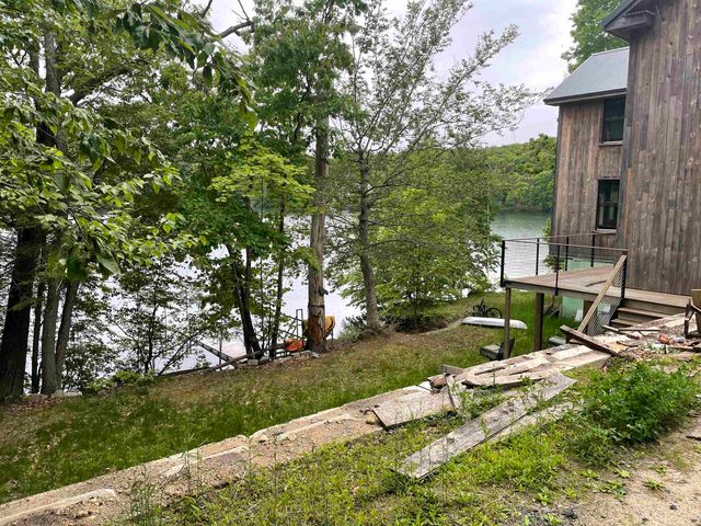 208 Flower Drive, Barrington, NH 03825