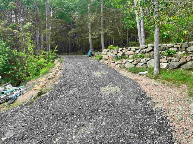 208 Flower Drive, Barrington, NH 03825