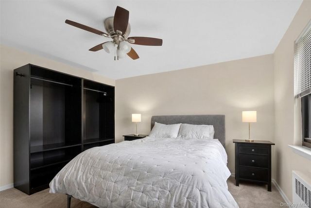 13 W Mill Drive 4A, Great Neck, NY 11021