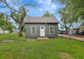 414 W High St, Leon, KS 67074