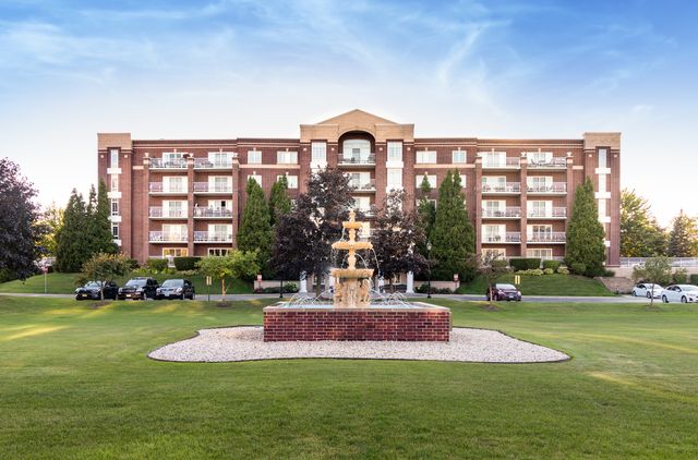 7071 W Touhy Avenue 307, Niles, IL 60714