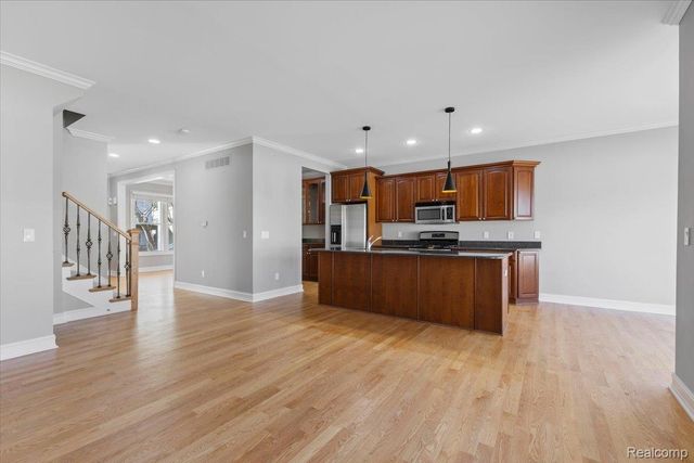 1109 Bennaville Avenue, Birmingham, MI 48009