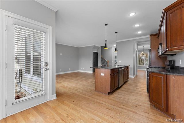 1109 Bennaville Avenue, Birmingham, MI 48009