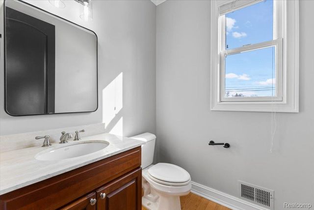 1109 Bennaville Avenue, Birmingham, MI 48009