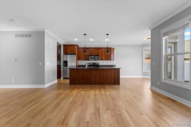 1109 Bennaville Avenue, Birmingham, MI 48009