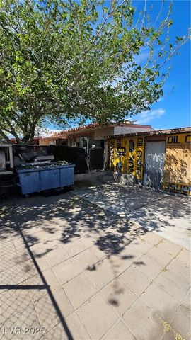 2120 Glider Street, North Las Vegas, NV 89030