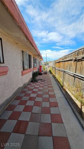 2120 Glider Street, North Las Vegas, NV 89030