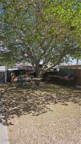 2120 Glider Street, North Las Vegas, NV 89030