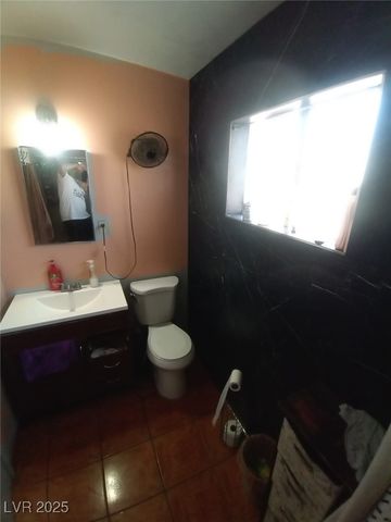 2120 Glider Street, North Las Vegas, NV 89030