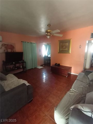 2120 Glider Street, North Las Vegas, NV 89030