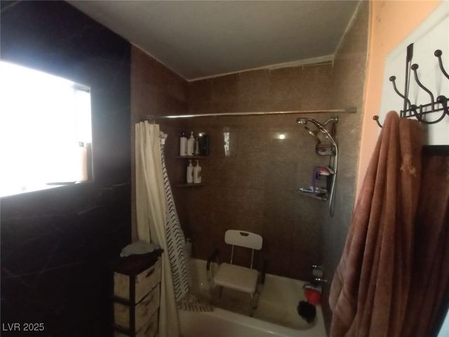 2120 Glider Street, North Las Vegas, NV 89030