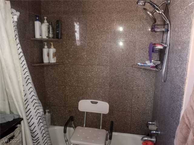 2120 Glider Street, North Las Vegas, NV 89030