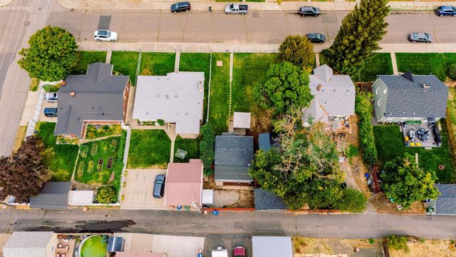 614 E Gordon Ave, Spokane, WA 99207