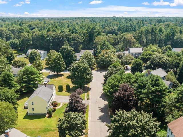 5 Ian Keats Dr, Mansfield, MA 02048