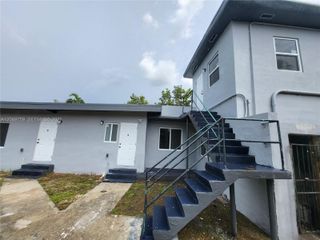 729 NW 55th Terrace, Miami, FL 33127