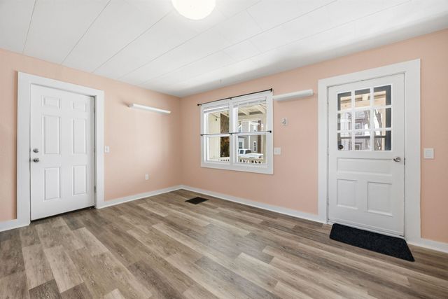 7 West Street, Tilton, NH 03276