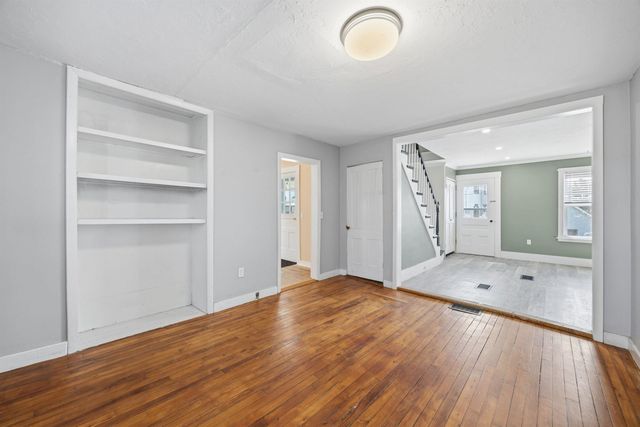 7 West Street, Tilton, NH 03276