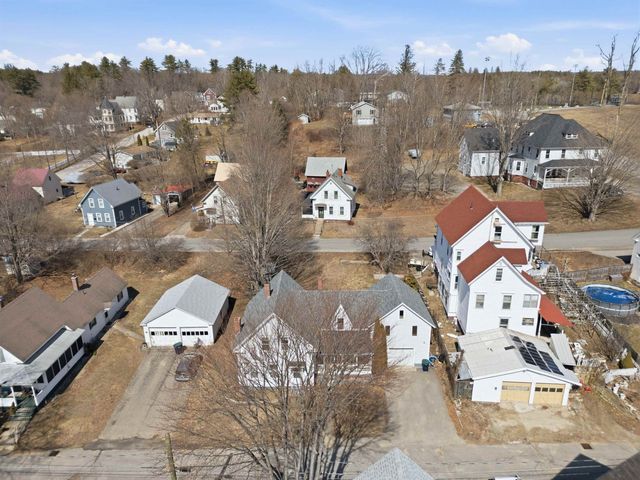 7 West Street, Tilton, NH 03276