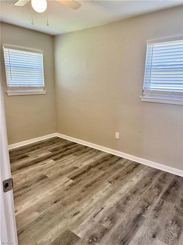 4869 Klamath RD, Virginia Beach, VA 23462