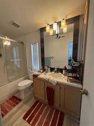 12970 Highway Business 8 132, El Cajon, CA 92021