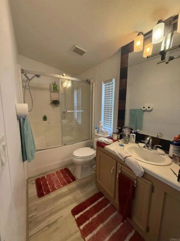 12970 Highway Business 8 132, El Cajon, CA 92021