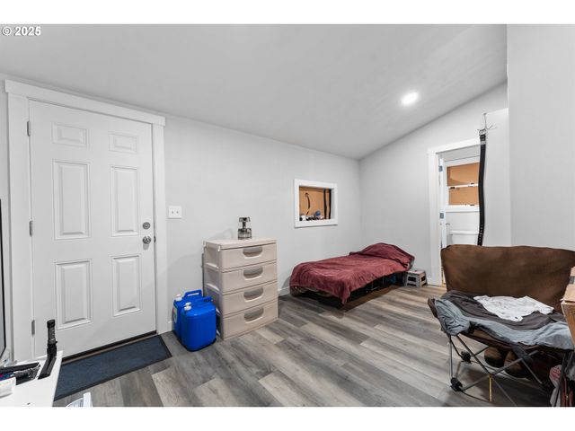 10405 Sw DENNEY Rd 93, Beaverton, OR 97008