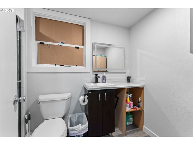 10405 Sw DENNEY Rd 93, Beaverton, OR 97008