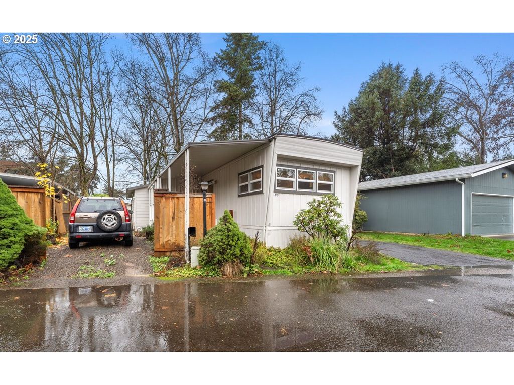 10405 Sw DENNEY Rd 93, Beaverton, OR 97008