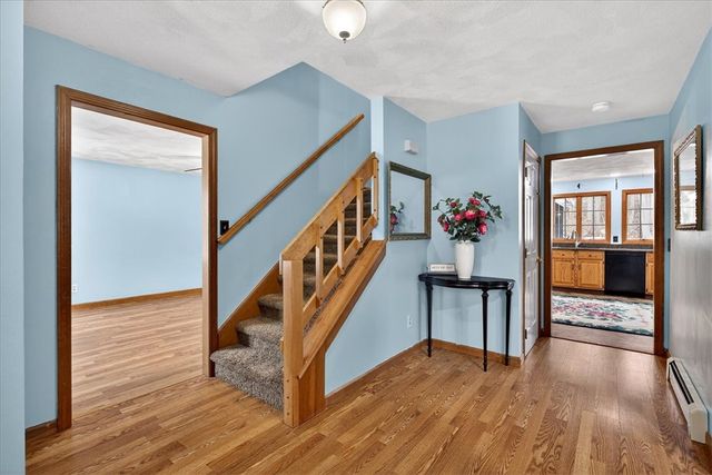 6 Wyoming Drive Drive, Cumberland, RI 02864