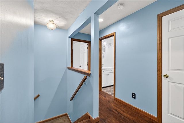 6 Wyoming Drive Drive, Cumberland, RI 02864