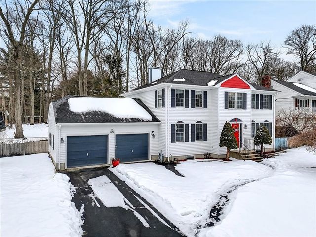 6 Wyoming Drive Drive, Cumberland, RI 02864