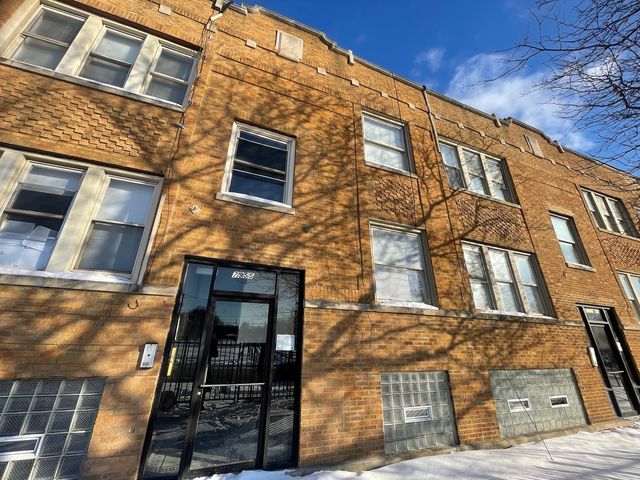 7955 S EMERALD Avenue 2, Chicago, IL 60620