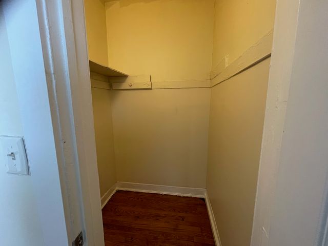 7955 S EMERALD Avenue 2, Chicago, IL 60620