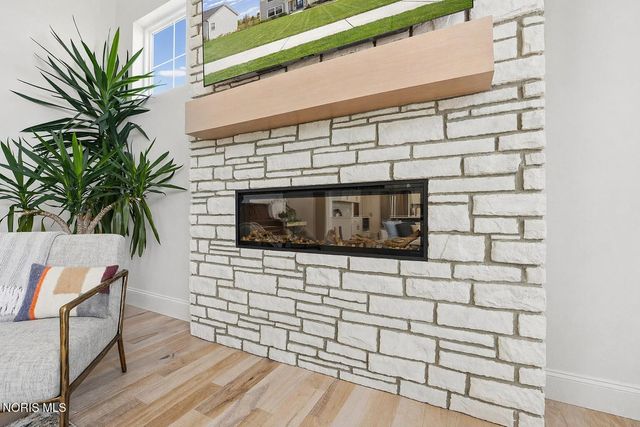 130 Barton Creek Drive, Perrysburg, OH 43551