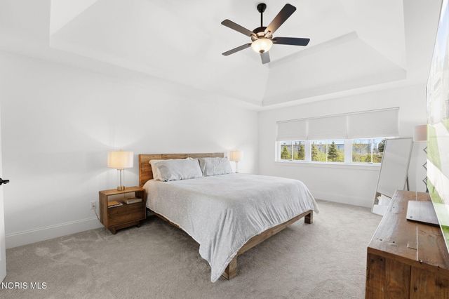 130 Barton Creek Drive, Perrysburg, OH 43551