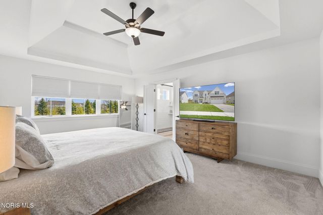 130 Barton Creek Drive, Perrysburg, OH 43551